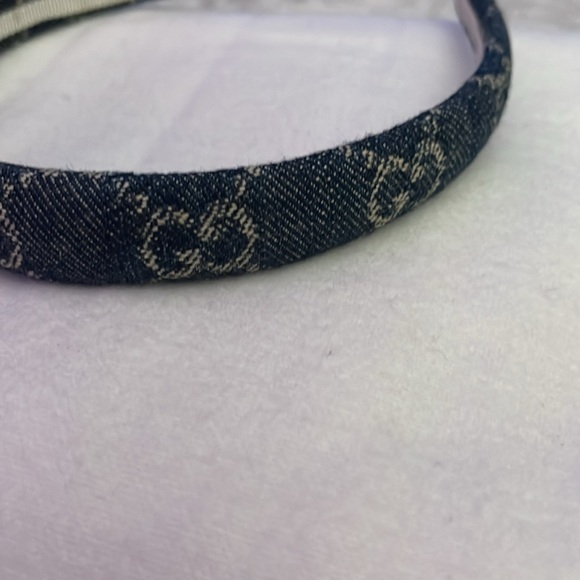 Gucci preloved headband great condition has little mark on the ends jean materia - Picture 5 of 11